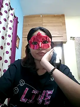 Snapshot of Ishaa_Sharmaa chatting on 4, 11, 2025 Ishaa Sharmaa online show from 4, 11, 2025