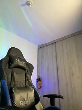 Dave-Max01 online show from 14, 11, 2025