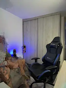 Dave-Max01 online show from 26, 11, 2025