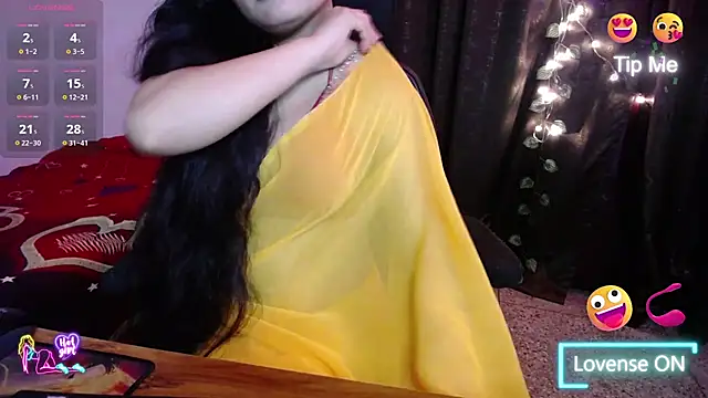 Snapshot of Hot_Hazel chatting on 11, 7, 2026 Hot Hazel online show from 11, 7, 2026