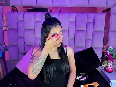 Gisell Squirt  online show from 16, 12, 2025