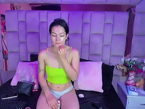 Gisell Squirt  online show from 10, 1, 2026