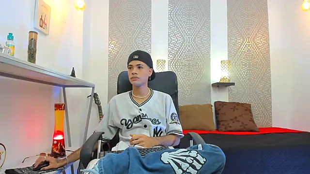 JacobBlackwell  online show from 13, 10, 2025