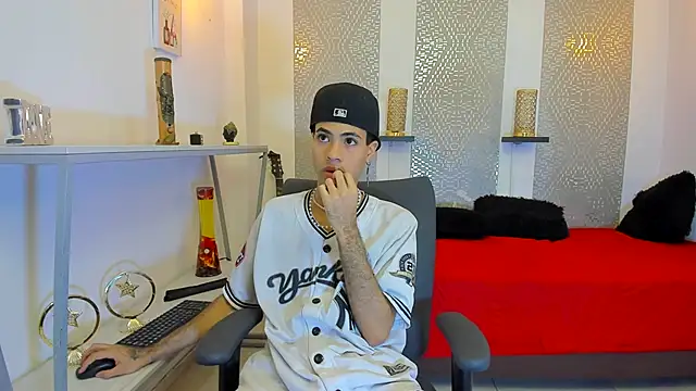 JacobBlackwell  online show from 13, 11, 2025