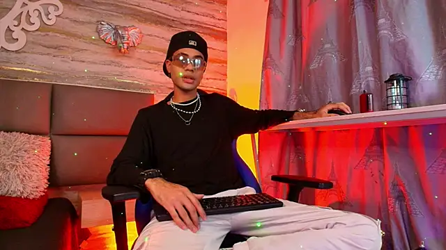 JacobBlackwell  online show from 6, 10, 2025