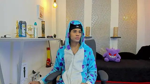 JacobBlackwell  online show from 9, 11, 2025