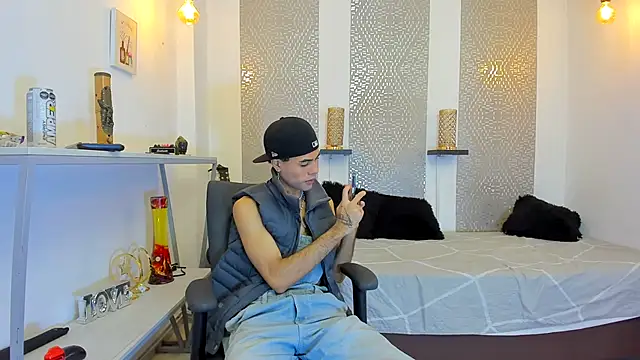 JacobBlackwell  online show from 10, 11, 2025