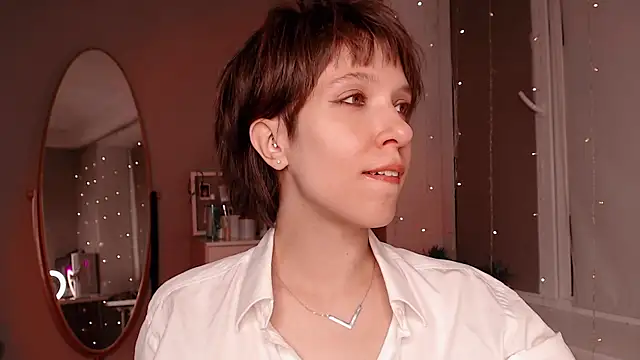 YourHotExSAndra online show from 7, 11, 2025