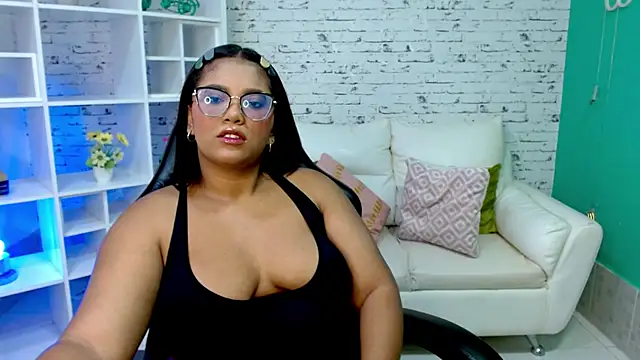 hannahjackson  online show from 7, 11, 2025