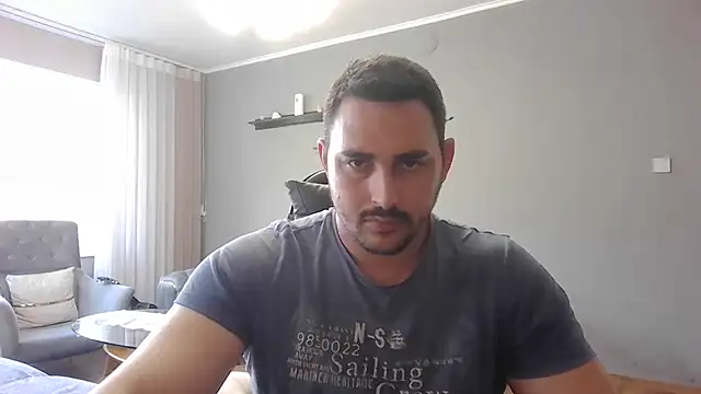 Snapshot of mastermute chatting on 23, 4, 2026 mastermute online show from 23, 4, 2026