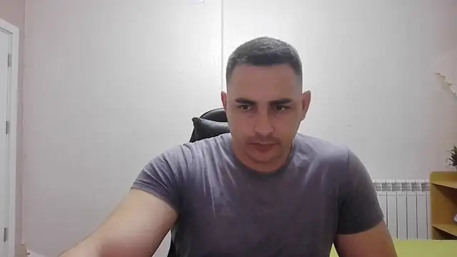 Snapshot of mastermute chatting on 19, 5, 2026 mastermute online show from 19, 5, 2026