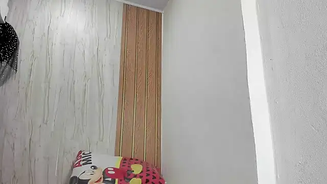 luisabecker  online show from 28, 11, 2025