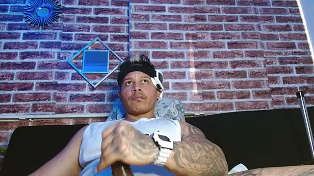 jordan bigcock  online show from 30, 4, 2026