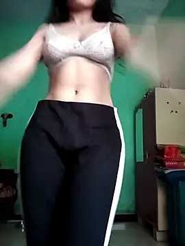 Hornyme18 online show from 24, 11, 2025