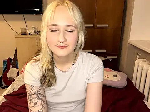 Ulemonala Cute online show from 19, 10, 2025