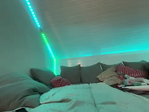 goddesemiiyy online show from 1, 12, 2025