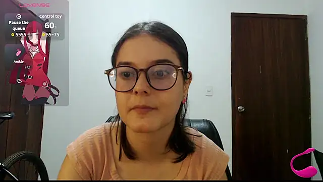 CarlaLorez online show from 20, 10, 2025