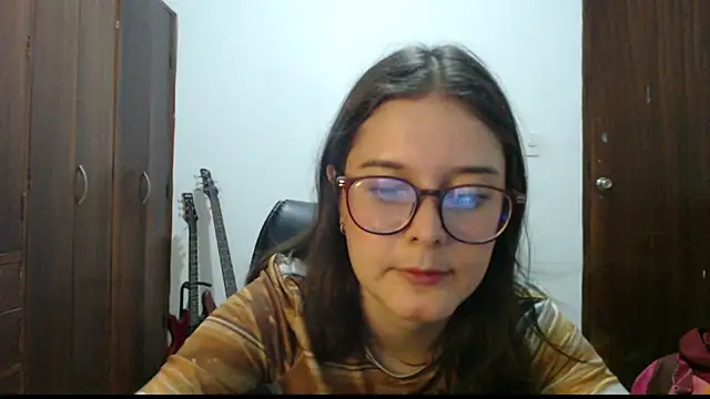 CarlaLorez online show from 6, 3, 2026