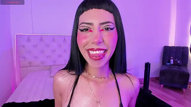 Snapshot of Nina_fox_0691 chatting on 17, 6, 2026 Nina fox 0691 online show from 17, 6, 2026