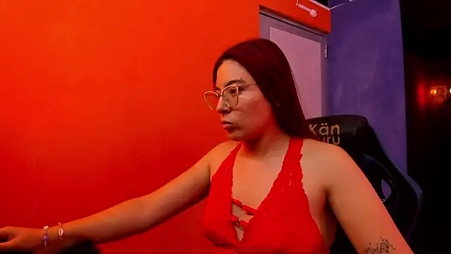 Snapshot of allison_mc chatting on 15, 2, 2026 allison mc online show from 15, 2, 2026