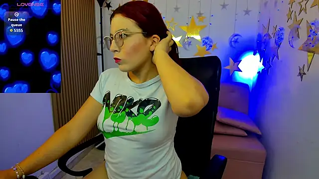 Snapshot of allison_mc chatting on 5, 2, 2026 allison mc online show from 5, 2, 2026