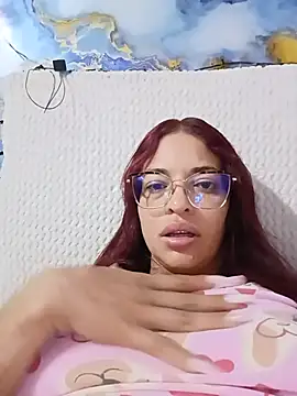 Snapshot of cerecita_anna chatting on 7, 7, 2026 cerecita anna online show from 7, 7, 2026