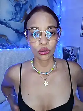 Snapshot of cerecita_anna chatting on 6, 7, 2026 cerecita anna online show from 6, 7, 2026