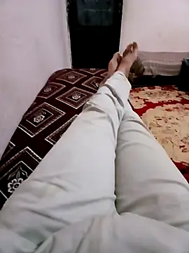 latarak321 online show from 15, 4, 2026