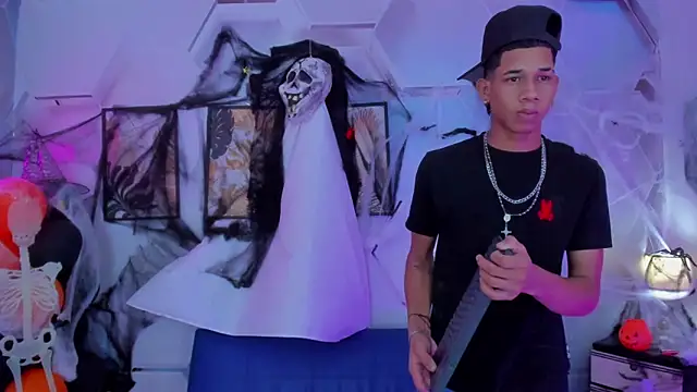 Little nicoll online show from 29, 10, 2025