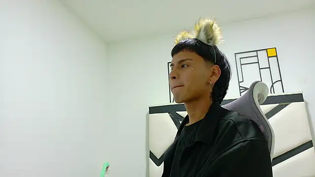 SEBAS LOVER  online show from 14, 11, 2025