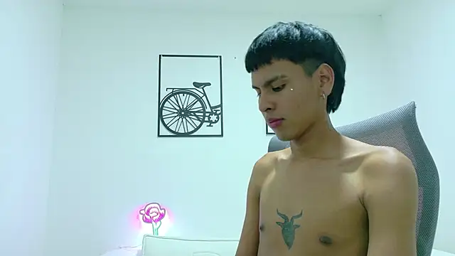 SEBAS LOVER  online show from 29, 10, 2025