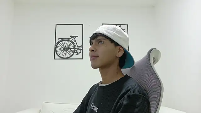 SEBAS LOVER  online show from 14, 10, 2025