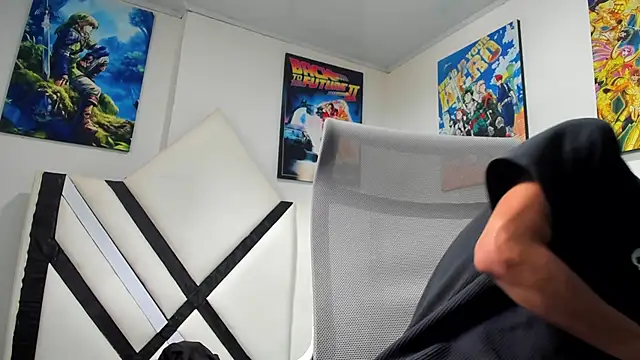 SEBAS LOVER  online show from 31, 10, 2025