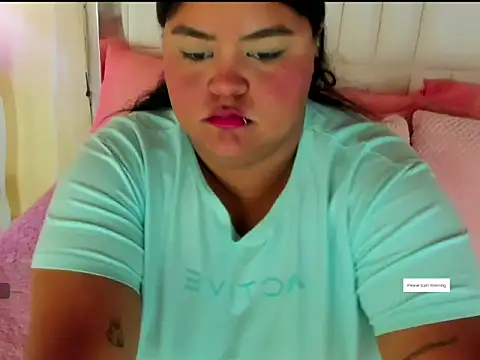 LunaaBlaze online show from 8, 11, 2025