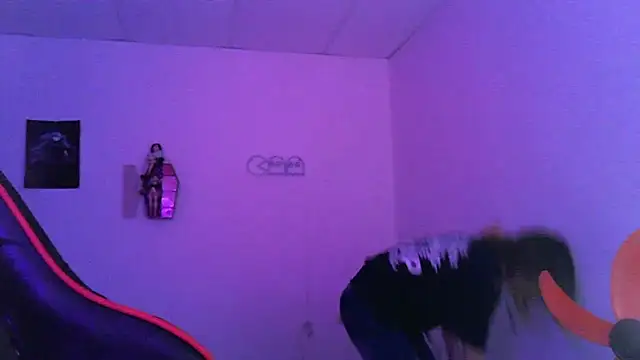 EmuOtori online show from 24, 2, 2026