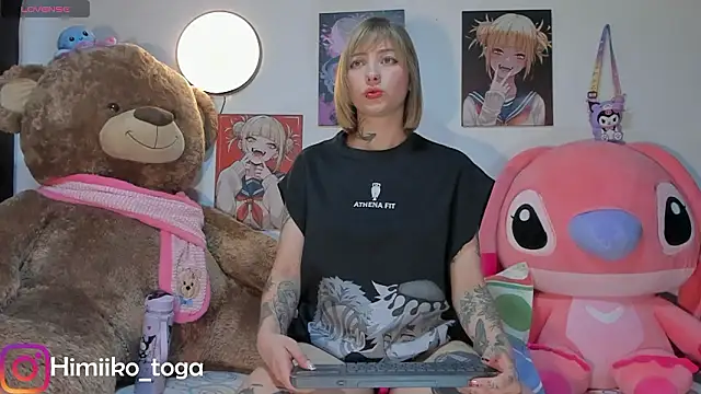 Snapshot of Himiiko_toga chatting on 2, 2, 2026 Himiiko toga online show from 2, 2, 2026