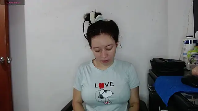 Damara Rolands- online show from 5, 11, 2025