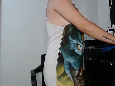 Damara Rolands- online show from 21, 10, 2025