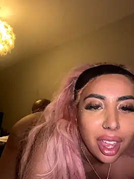 zara bellexx online show from 10, 11, 2025