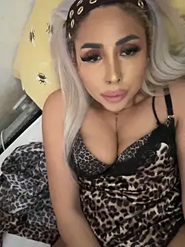 zara bellexx online show from 3, 3, 2026