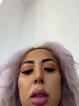 zara bellexx online show from 17, 2, 2026