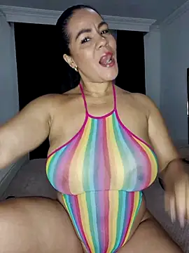 karla-bruni online show from 13, 4, 2026