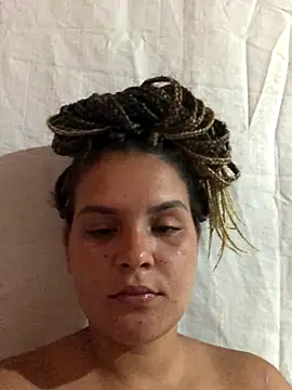 AliceXmoore online show from 14, 10, 2025