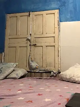 AliceXmoore online show from 18, 10, 2025