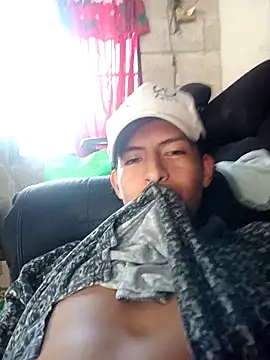 SKELLY09009 online show from 17, 3, 2026