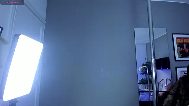 Bayonetta doll online show from 13, 1, 2026