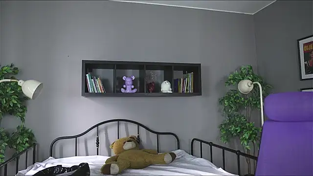 Bayonetta doll online show from 4, 12, 2025