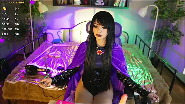 Bayonetta doll online show from 16, 10, 2025