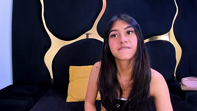 Mia clark18 online show from 9, 1, 2026