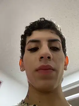 SiaraRealist online show from 1, 11, 2025